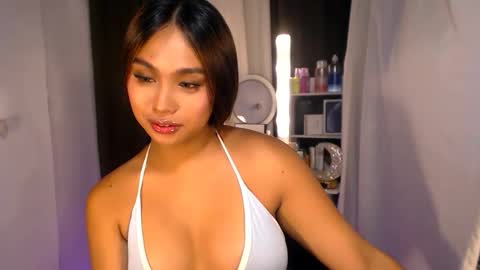 ellie online show from 05/08/26, 06:24