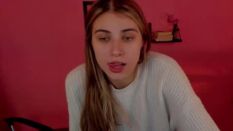 elliecutes online show from 12/21/24, 06:02