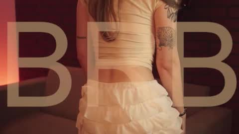 elliecutes online show from 10/17/25, 08:17