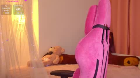 elliecutes online show from 07/28/26, 11:17