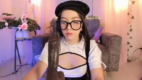 elliedream_ online show from 07/10/26, 02:41