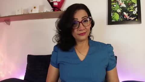 elliee1 online show from 03/19/26, 12:09