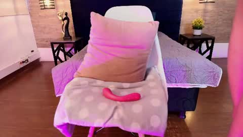 elliee_alves online show from 07/21/26, 02:19