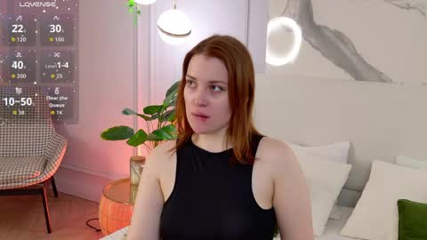elliegarson__ online show from 06/04/26, 05:19