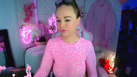 EllieKarr online show from 01/17/25, 01:04