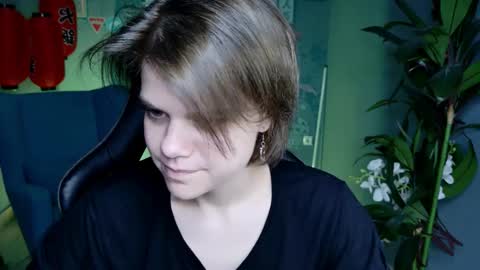 Snapshot of elliemurler chatting on 10/01/25, 09:26 elliemurler online show from 10/01/25, 09:26