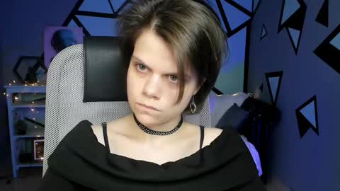 Snapshot of elliemurler chatting on 10/03/25, 09:17 elliemurler online show from 10/03/25, 09:17