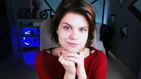 Snapshot of elliemurler chatting on 11/06/25, 09:10 elliemurler online show from 11/06/25, 09:10