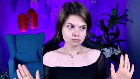 Snapshot of elliemurler chatting on 11/07/25, 01:00 elliemurler online show from 11/07/25, 01:00