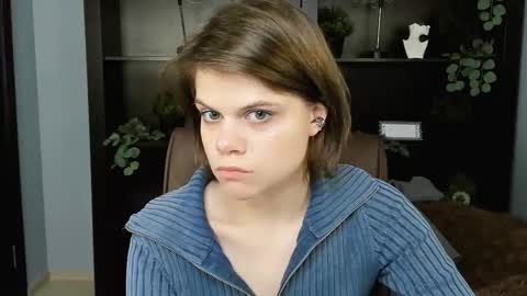 Snapshot of elliemurler chatting on 11/30/25, 09:02 elliemurler online show from 11/30/25, 09:02