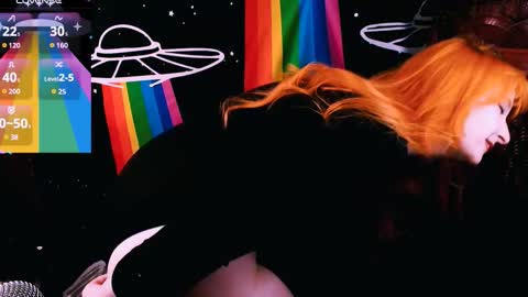 Ellie online show from 11/17/25, 04:29