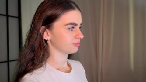 Snapshot of elliephant_ chatting on 12/26/24, 12:59 just Emily online show from 12/26/24, 12:59