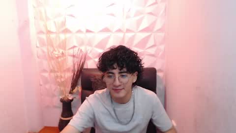 Snapshot of elliot_03 chatting on 06/02/26, 11:34 elliot_03 online show from 06/02/26, 11:34
