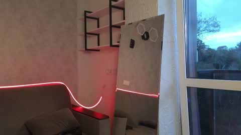 elliot_muscle04 online show from 10/11/25, 02:48