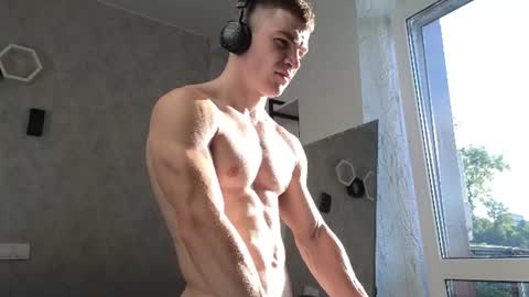 elliot_muscle04 online show from 06/30/26, 03:24