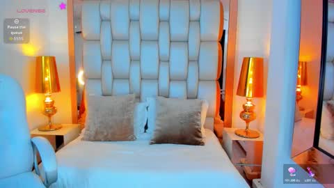 E L L I O T    V E L E Z online show from 11/14/25, 08:51