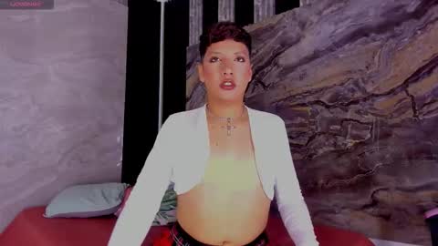 Snapshot of ellis_brown chatting on 10/05/25, 03:38 Ellis online show from 10/05/25, 03:38