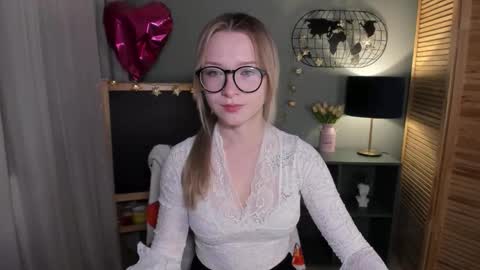 elliup online show from 10/15/25, 08:25