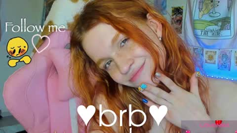 Snapshot of elly_milas chatting on 03/31/26, 08:37 Elly Fansly online show from 03/31/26, 08:37