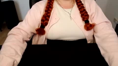 Elly online show from 06/12/26, 11:53