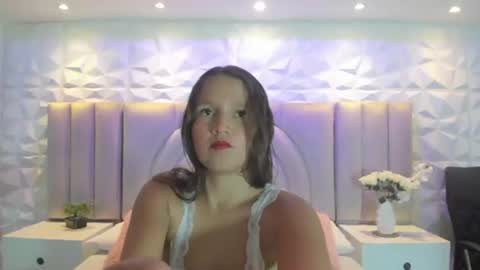 Ellye online show from 06/12/26, 11:20
