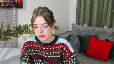 Snapshot of ellyford chatting on 12/11/24, 01:39 Elly online show from 12/11/24, 01:39