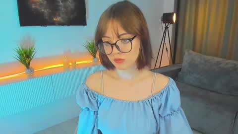 Snapshot of ellyford chatting on 01/17/25, 01:35 Elly online show from 01/17/25, 01:35