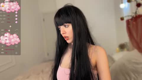 Snapshot of ellyford chatting on 02/28/25, 05:26 Elly online show from 02/28/25, 05:26