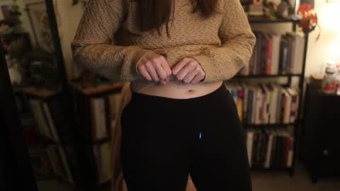 Elly Naomi online show from 11/01/25, 10:56