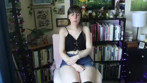 Elly Naomi online show from 05/16/26, 05:01