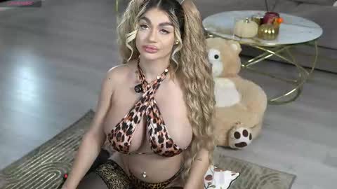 Elly online show from 10/17/25, 12:41