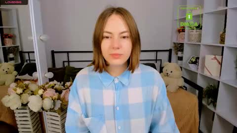 elma_lily online show from 12/03/25, 07:27