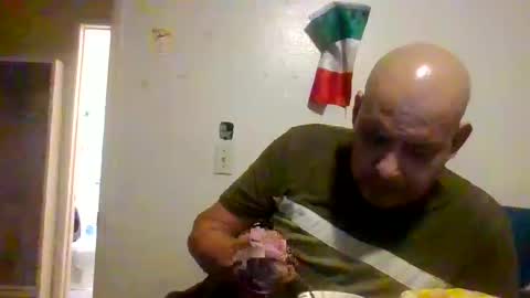 elmario24 online show from 10/13/25, 08:47