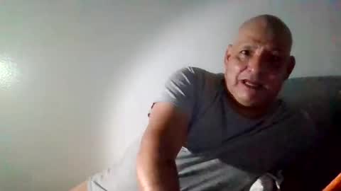 elmario24 online show from 10/29/25, 07:32