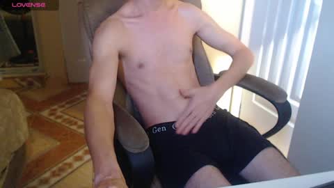 Snapshot of elmaster0111 chatting on 04/01/26, 12:17 Zeki online show from 04/01/26, 12:17