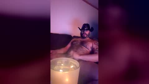 elmatahombre33 online show from 04/14/26, 02:17