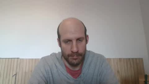 Mati Restrepo online show from 06/15/26, 12:07