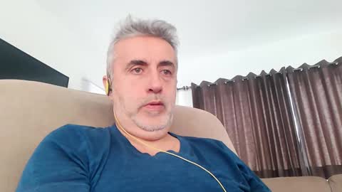 fer online show from 02/15/25, 02:44