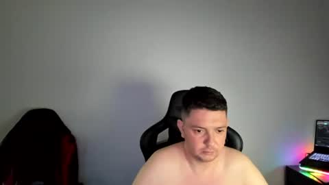 Snapshot of elmerfu chatting on 02/03/25, 05:18 Elmer online show from 02/03/25, 05:18
