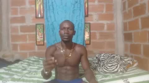 elmiltonnjakee online show from 07/13/26, 07:33