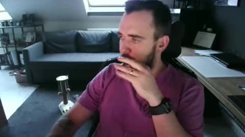 Snapshot of elmo__91 chatting on 11/06/25, 03:57 Elmo online show from 11/06/25, 03:57