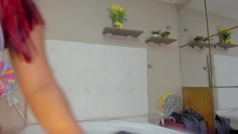 eloisa_ferrer_ online show from 02/25/25, 02:25