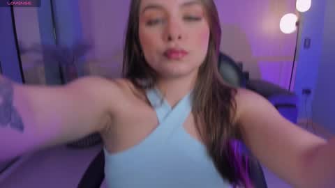 ELOISA OLIVERO online show from 12/24/24, 11:17