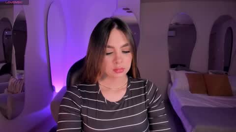 ELOISA OLIVERO online show from 10/26/25, 11:16