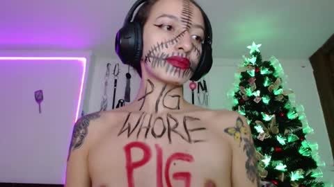 Chelsea  Please help me to reach 100 thumbs up online show from 12/10/24, 11:40