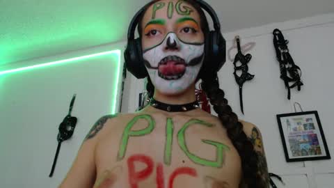 Chelsea  Please help me to reach 100 thumbs up online show from 01/20/25, 01:39