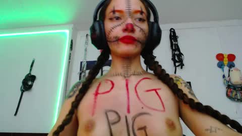 Chelsea  Please help me to reach 100 thumbs up online show from 01/22/25, 11:43