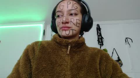 Chelsea  Please help me to reach 100 thumbs up online show from 01/30/25, 04:37