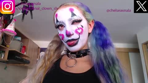 Chelsea  Please help me to reach 100 thumbs up online show from 10/02/25, 08:38