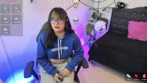 Snapshot of eloise_tay chatting on 10/24/25, 11:50 ELOISE  online show from 10/24/25, 11:50